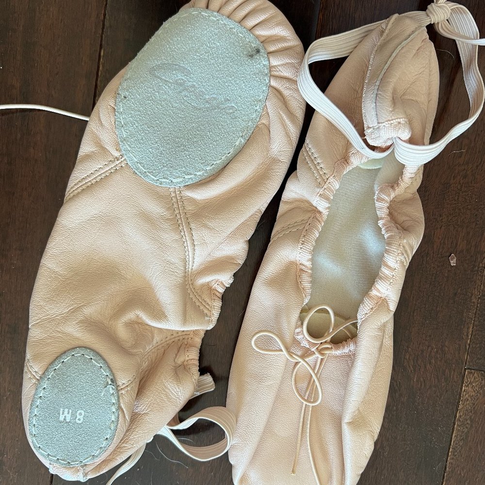 Capezio Pink Ballet Shoes/ Slippers Size 8M